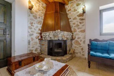 Sea-View 3-Bedroom Villa near Navagio