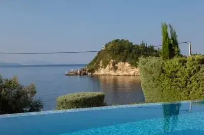 Ionian Calm Villas | Blue Villa 3 Bedroom Villa with Private Pool 
