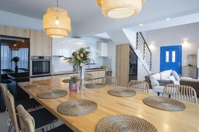 Villa Katerina-Brand New Stylish 4 bedroom villa with Sea View