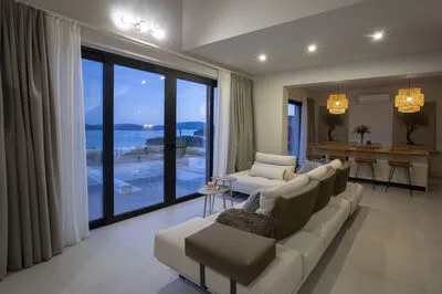Villa Katerina-Brand New Stylish 4 bedroom villa with Sea View