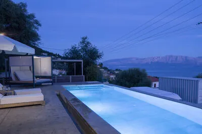 Villa Katerina-Brand New Stylish 4 bedroom villa with Sea View