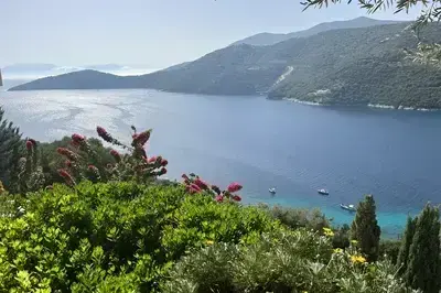 Luxury villa with breathtaking views 5min from the beach