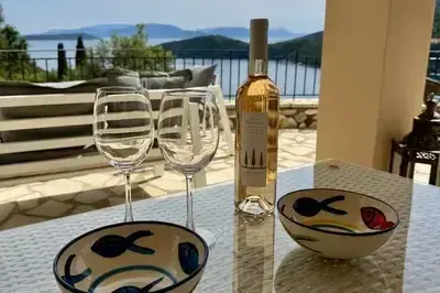 Luxury villa with breathtaking views 5min from the beach