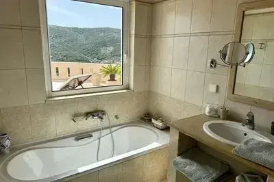 Luxury villa with breathtaking views 5min from the beach