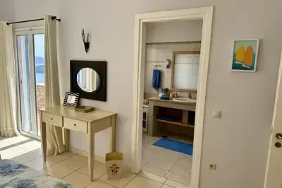 Luxury villa with breathtaking views 5min from the beach