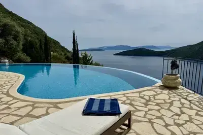 Villa Agnantio Poros second photo of the rental