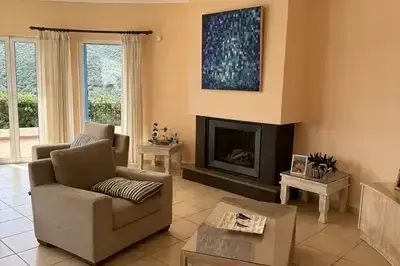 Luxury villa with breathtaking views 5min from the beach