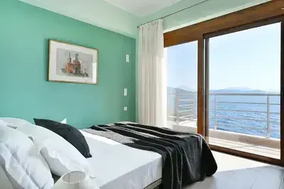 Marine Villa - Coastal Living with private sea access