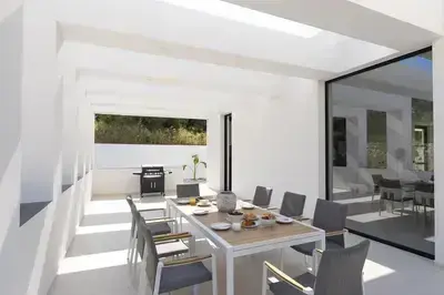 Relaxing Luxury Villa in Nydri with Modern Comfort