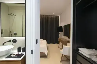 Relaxing Luxury Villa in Nydri with Modern Comfort