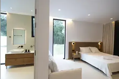 Relaxing Luxury Villa in Nydri with Modern Comfort