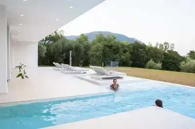 Relaxing Luxury Villa in Nydri with Modern Comfort