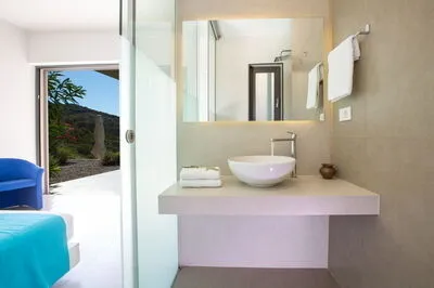 Villa Kastos - Stylish Seaside Villa with Private Sea Access