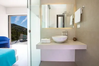 Villa Kastos - Stylish Seaside Villa with Private Sea Access