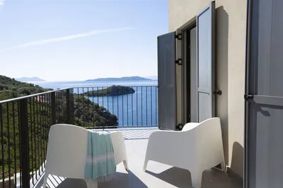 Villa Kastos - Stylish Seaside Villa with Private Sea Access