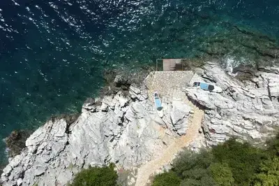 Villa Oneiro-Dreamy luxury villa with private access to the sea in Sivota!