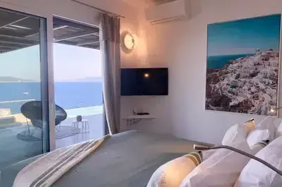 Villa Oneiro-Dreamy luxury villa with private access to the sea in Sivota!