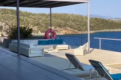 Villa Oneiro-Dreamy luxury villa with private access to the sea in Sivota!