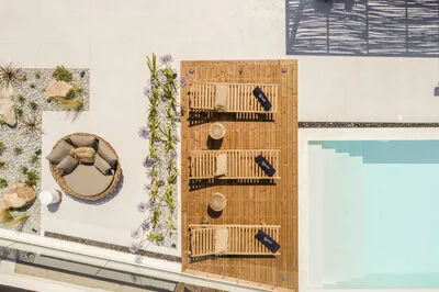 Villa Agapanthus with sea view in Nikiana