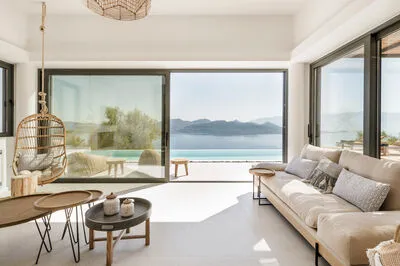 Villa Agapanthus with sea view in Nikiana