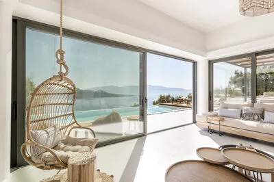 Villa Agapanthus with sea view in Nikiana
