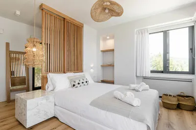 Villa Agapanthus with sea view in Nikiana