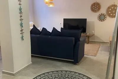 Villa Magiko, luxury close to Mikros Gialos beach