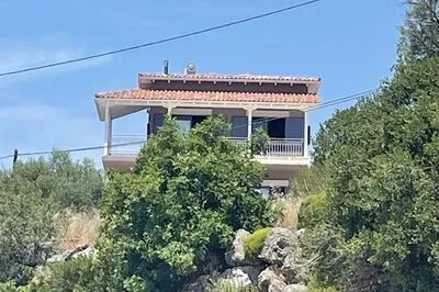 Villa Magiko, luxury close to Mikros Gialos beach