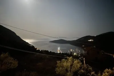 Villa Magiko, luxury close to Mikros Gialos beach