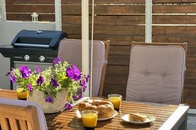  Luxury apartment close to Agios Ioannis beach and to Lefkada town.