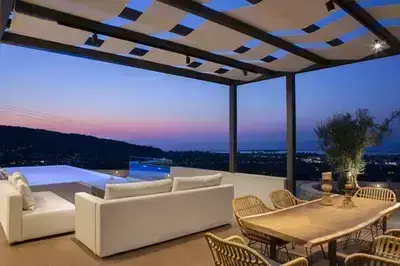 Elegant Greek Island Villa with Pool