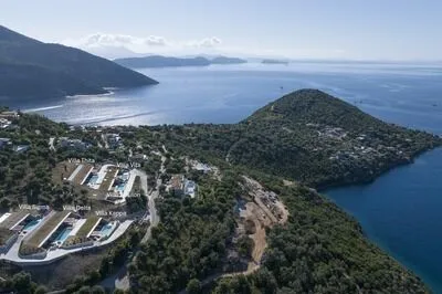 Luxury Cave Villa for 12 with Infinity Pool & Ionian Views (Δ)