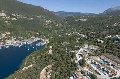 Luxury Villa with infinity Pool & Stunning Ionian Panorama (Θ)