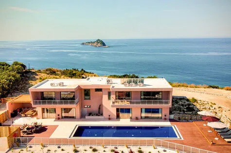 Stefanos Rock - 5 Bedroom Luxury Villa - Corfu