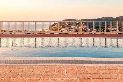 Stefanos Rock - 5 Bedroom Luxury Villa - Corfu