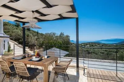 La Grelia-A Unique Tower-Design Villa with Private Pool
