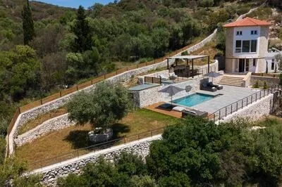 La Grelia-A Unique Tower-Design Villa with Private Pool