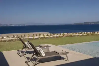 Villa Luma | Sea View Villa with Infinity Pool in Afteli