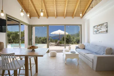 Petrolithos Coastal Retreats - Villa Skinos