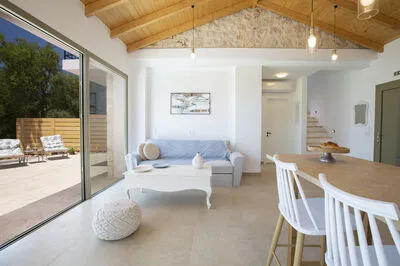 Petrolithos Coastal Retreats - Villa Skinos