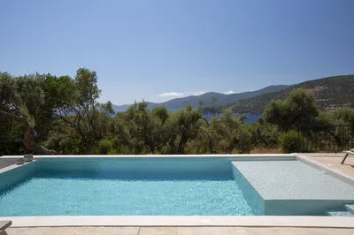 Petrolithos Coastal Retreats - Villa Skinos