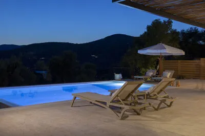 Petrolithos Coastal Retreats - Villa Skinos
