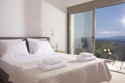 Petrolithos Coastal Retreats - Villa Skinos