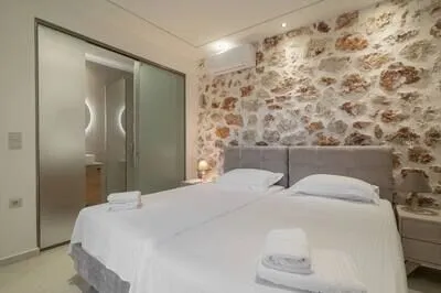 Villa Norelia – Exclusive Luxury Villa with Private Pool, Jacuzzi & Breatht
