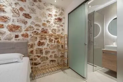 Villa Norelia – Exclusive Luxury Villa with Private Pool, Jacuzzi & Breatht