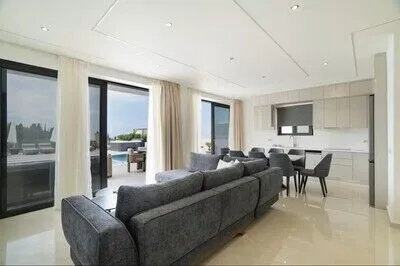 Villa Norelia – Exclusive Luxury Villa with Private Pool, Jacuzzi & Breatht