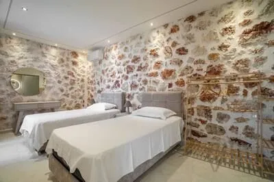 Villa Norelia – Exclusive Luxury Villa with Private Pool, Jacuzzi & Breatht