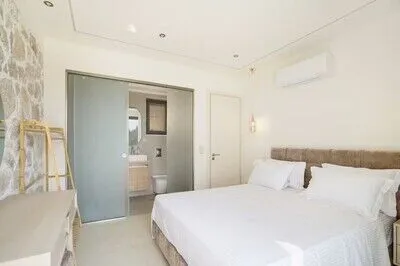 Villa Norelia – Exclusive Luxury Villa with Private Pool, Jacuzzi & Breatht