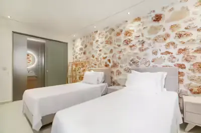 Villa Norelia – Exclusive Luxury Villa with Private Pool, Jacuzzi & Breatht