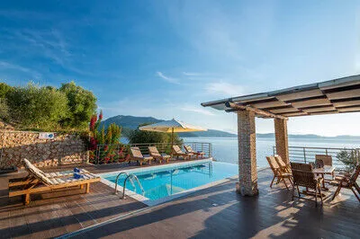 Marine Villa - Coastal Living with private sea access